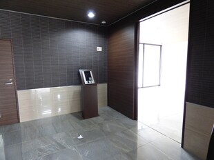 THE SQUARE・Suite Residenceの物件外観写真